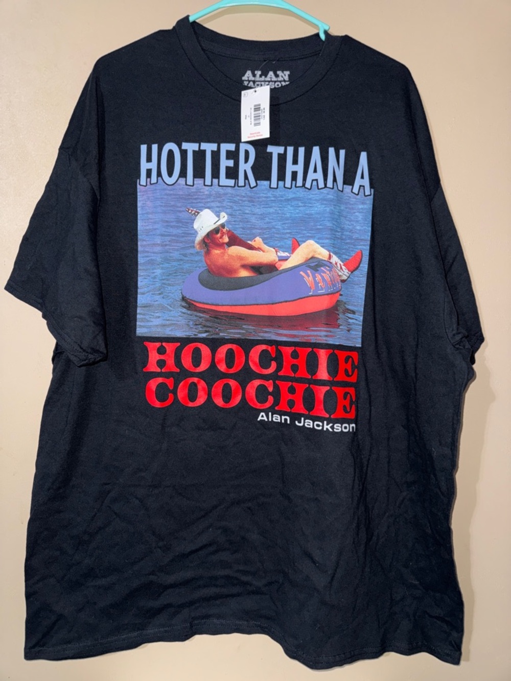 Spencer's Black 'Hotter Than A Hoochie Coochie' Alan Jackson Graphic Tee